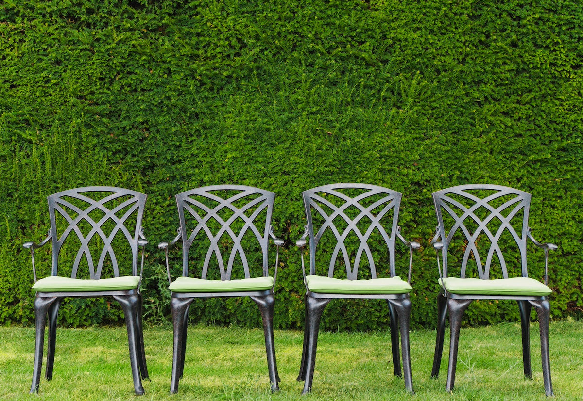 Chaises pour salon de jardin : choix et conseils d’entretien